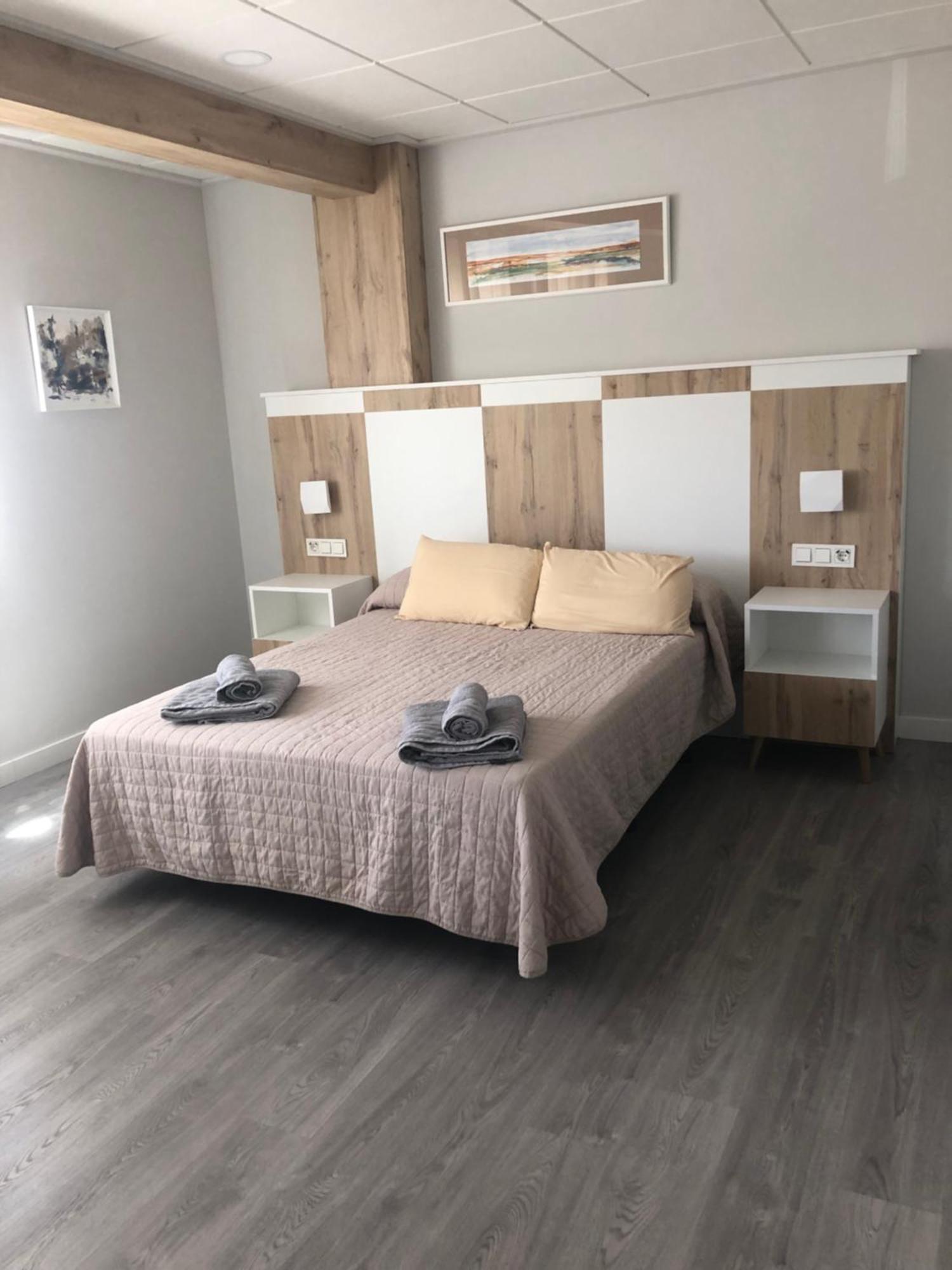 Hostal La Morenica Villena Eksteriør bilde