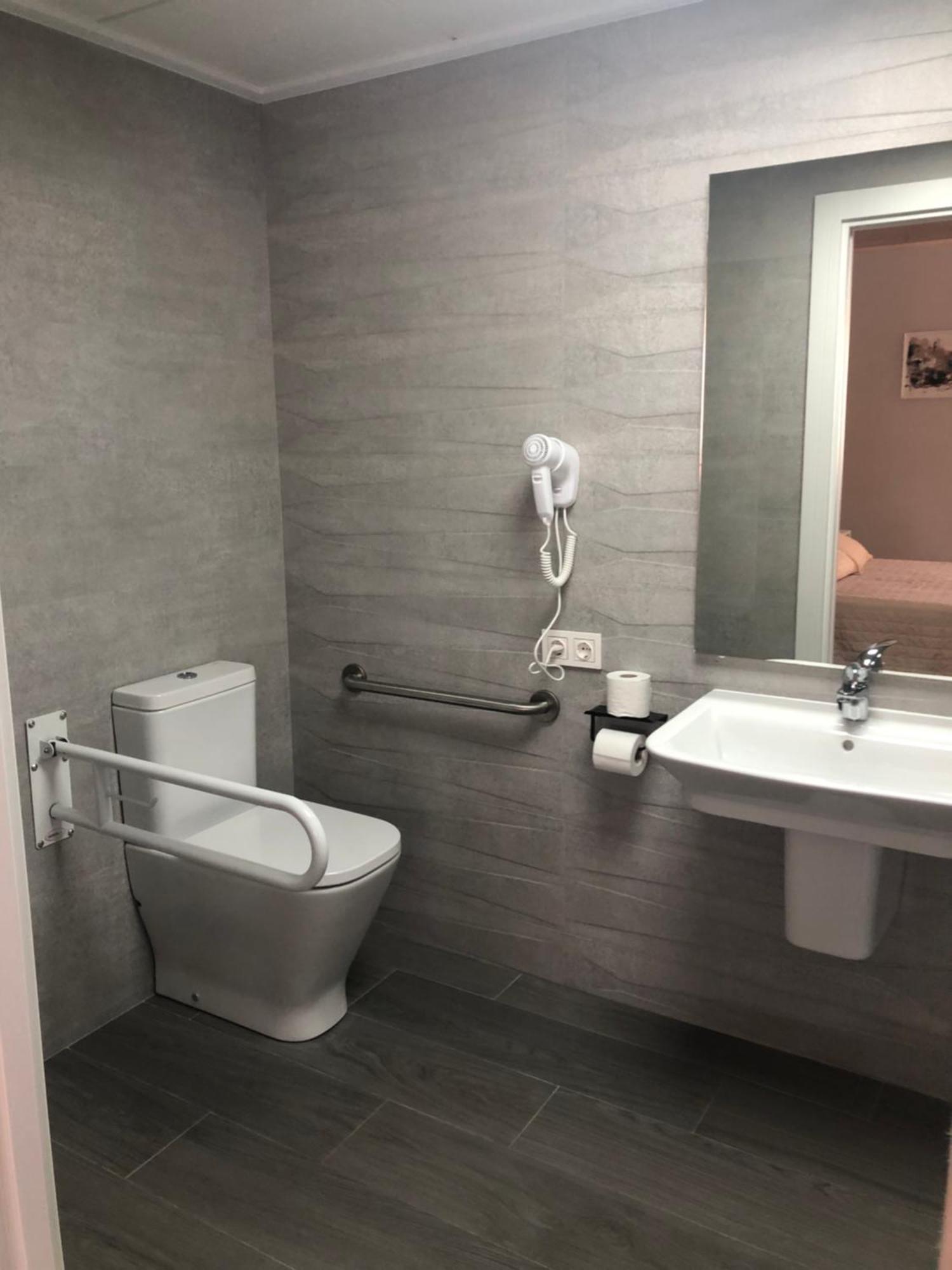 Hostal La Morenica Villena Eksteriør bilde