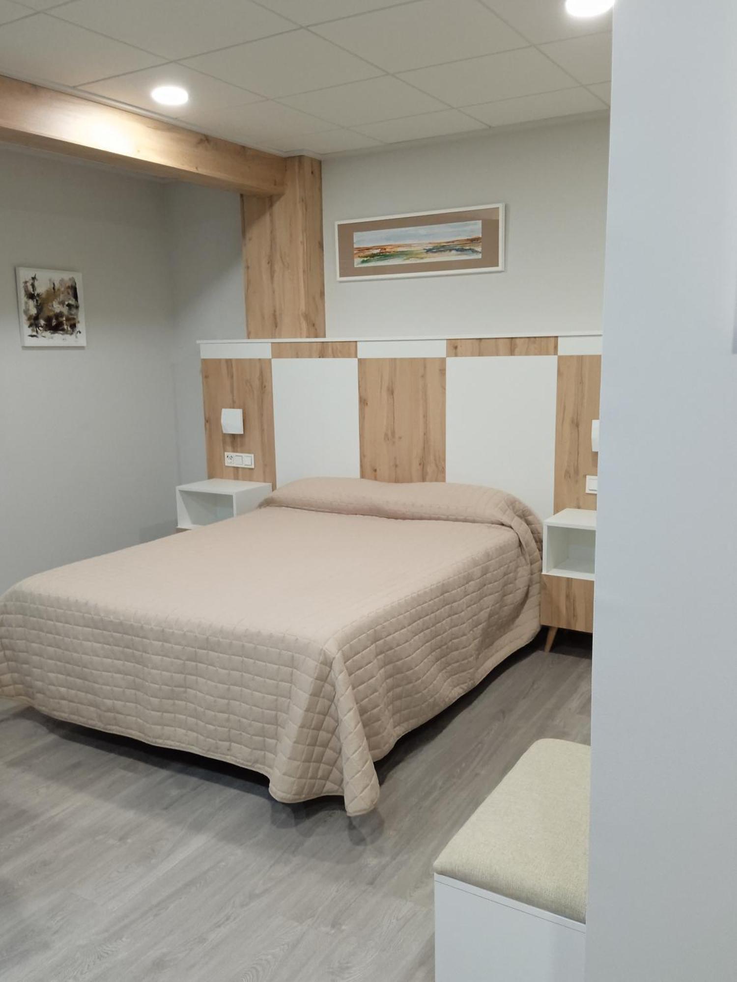 Hostal La Morenica Villena Eksteriør bilde
